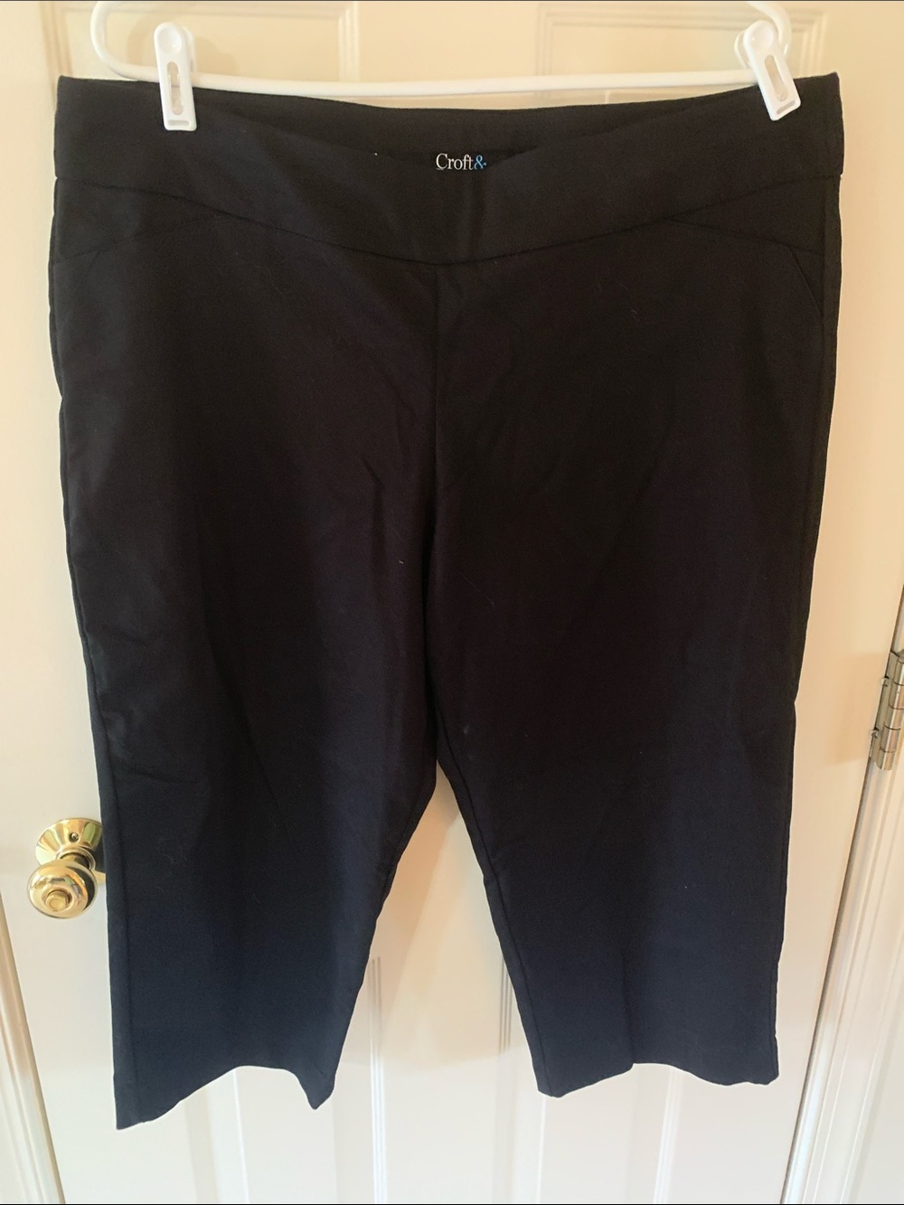 croft & barrow Black Capri Pants
